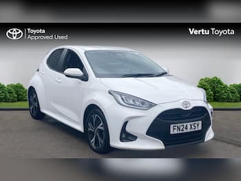 Used Toyota Yaris 2024 for sale - 79639484: Photo