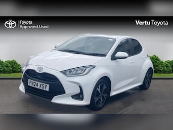 Used Toyota Yaris 2024 for sale - 79639484: Photo