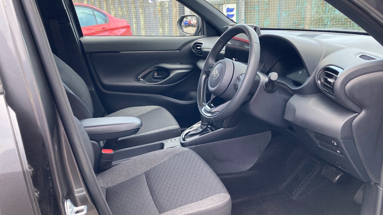 Used Toyota Yaris Cross 2025 for sale - 77917070: Photo 11