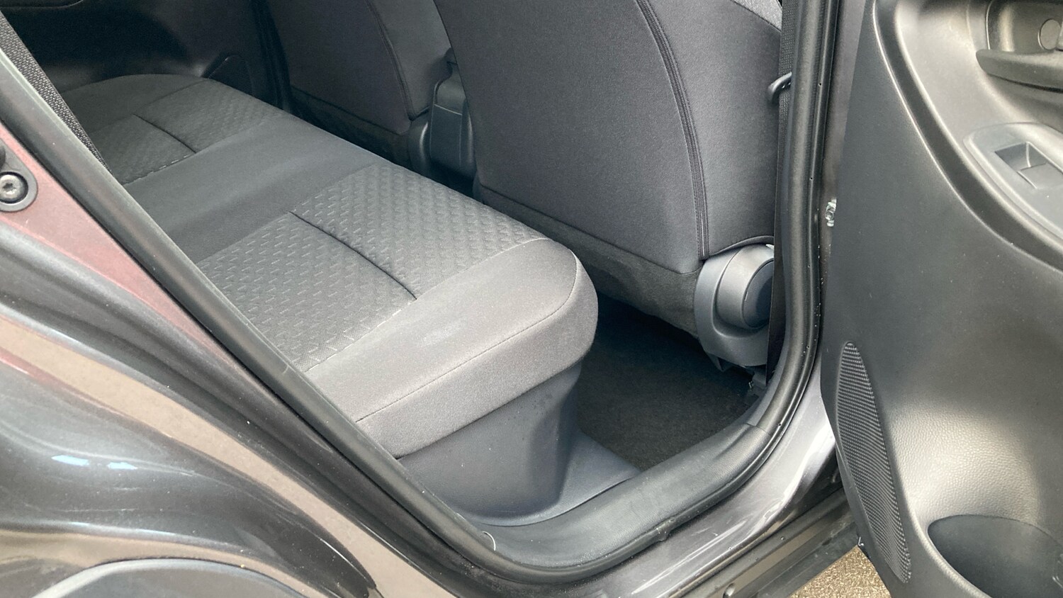 Used Toyota Yaris Cross 2025 for sale - 77917070: Photo 12