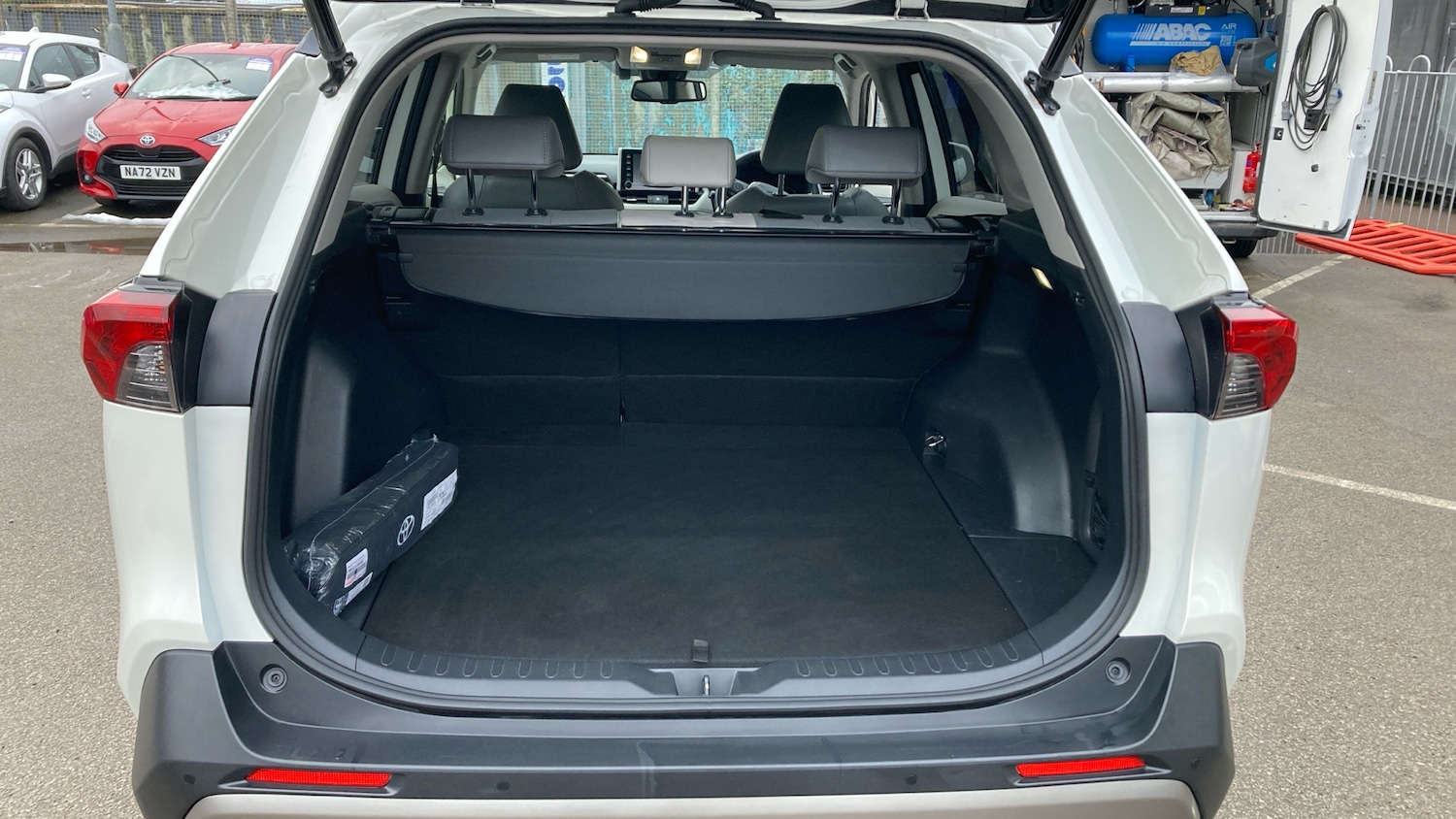 Used Toyota RAV4 2022 for sale - 77197927: Photo 14