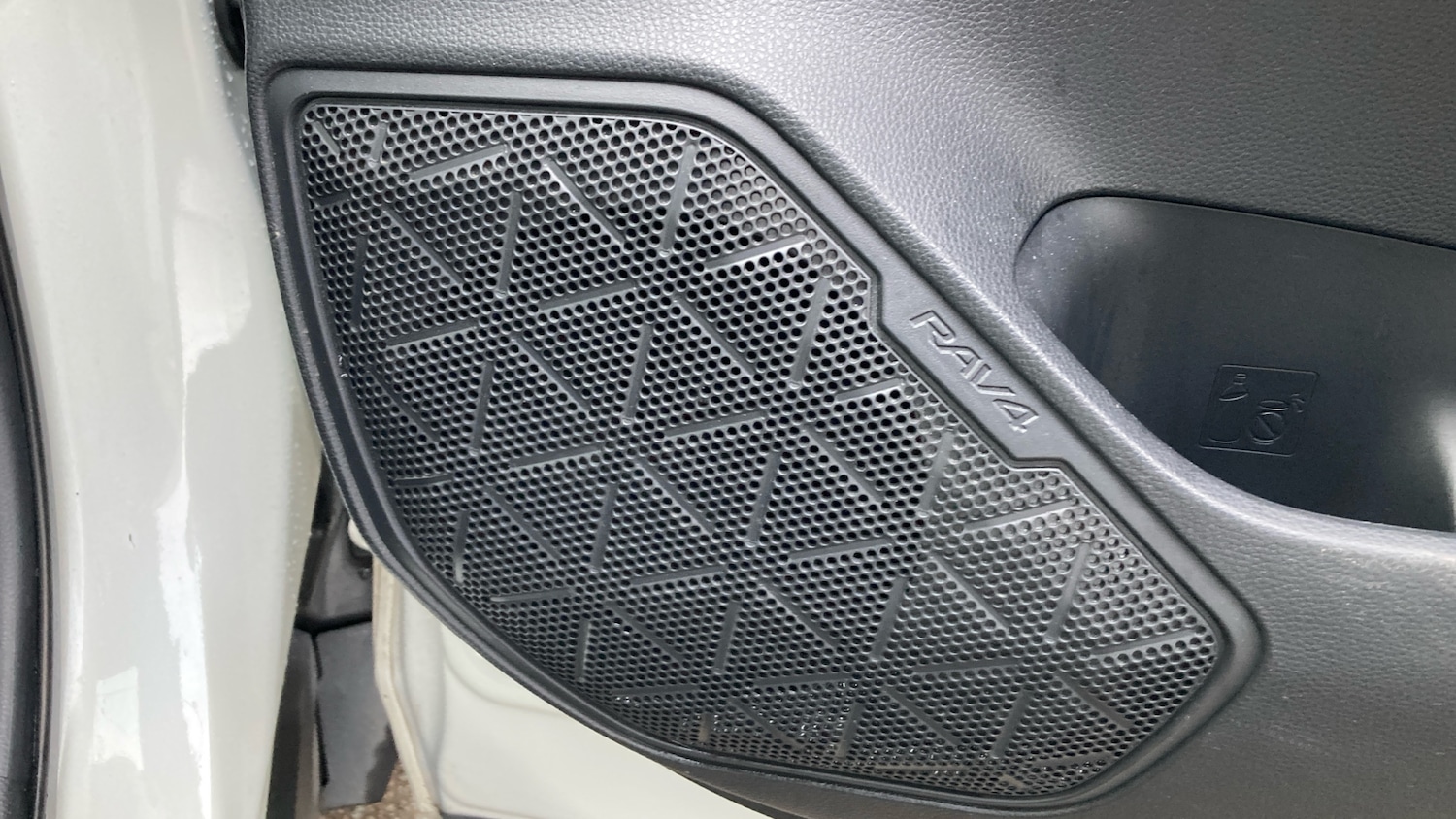 Used Toyota RAV4 2022 for sale - 77197927: Photo 33