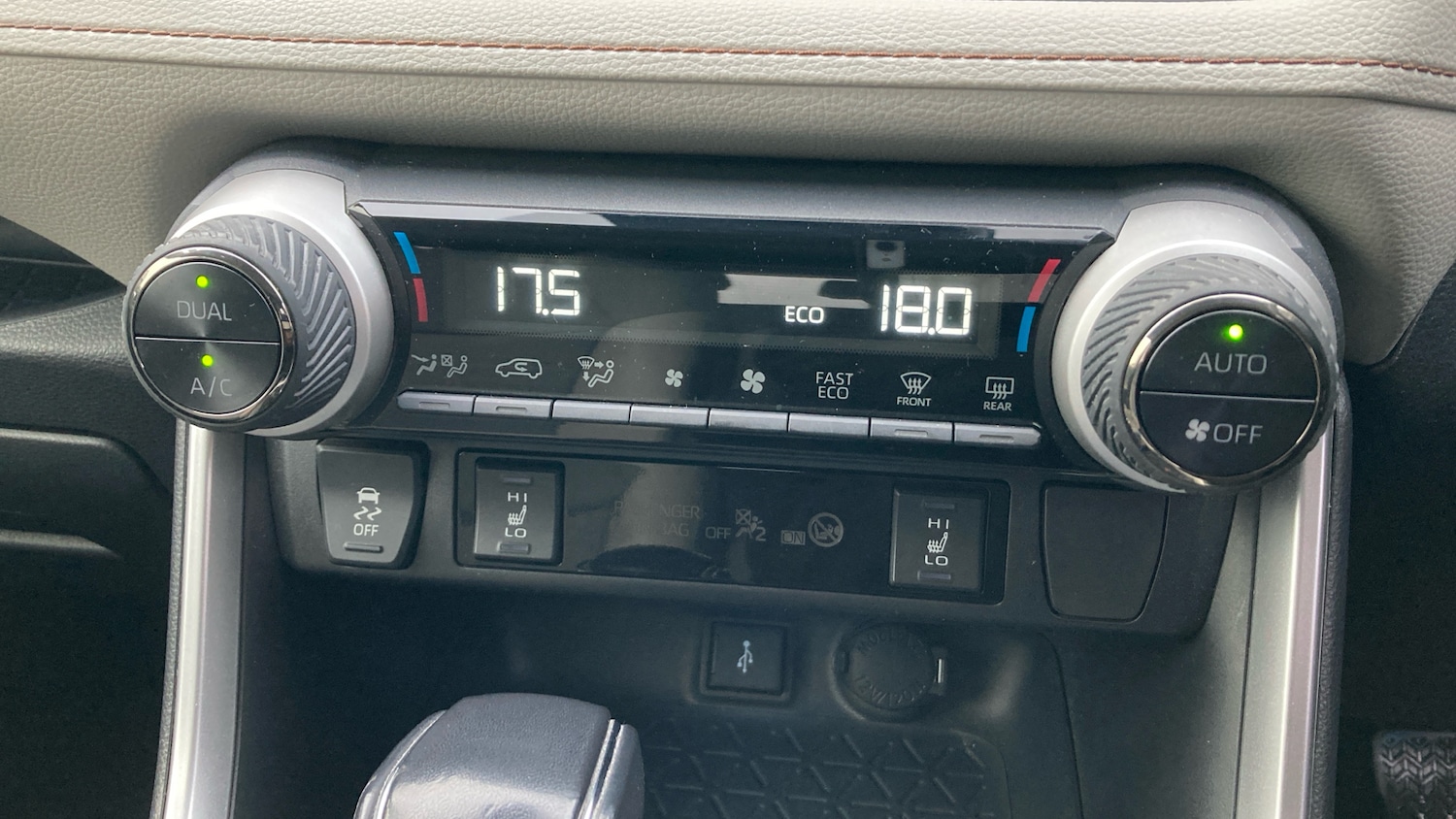 Used Toyota RAV4 2022 for sale - 77197927: Photo 42