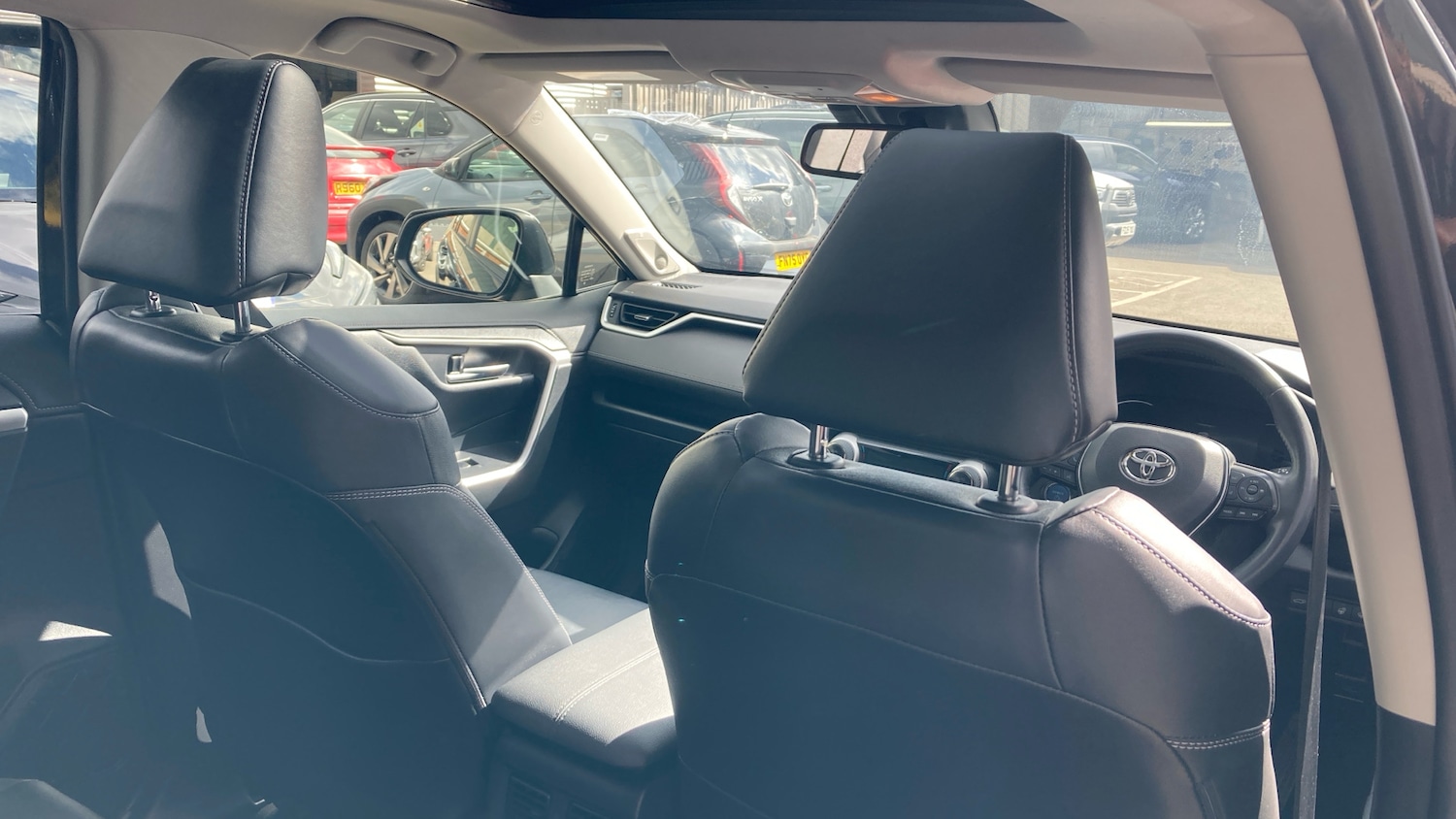 Used Toyota RAV4 2021 for sale - 76464340: Photo 20