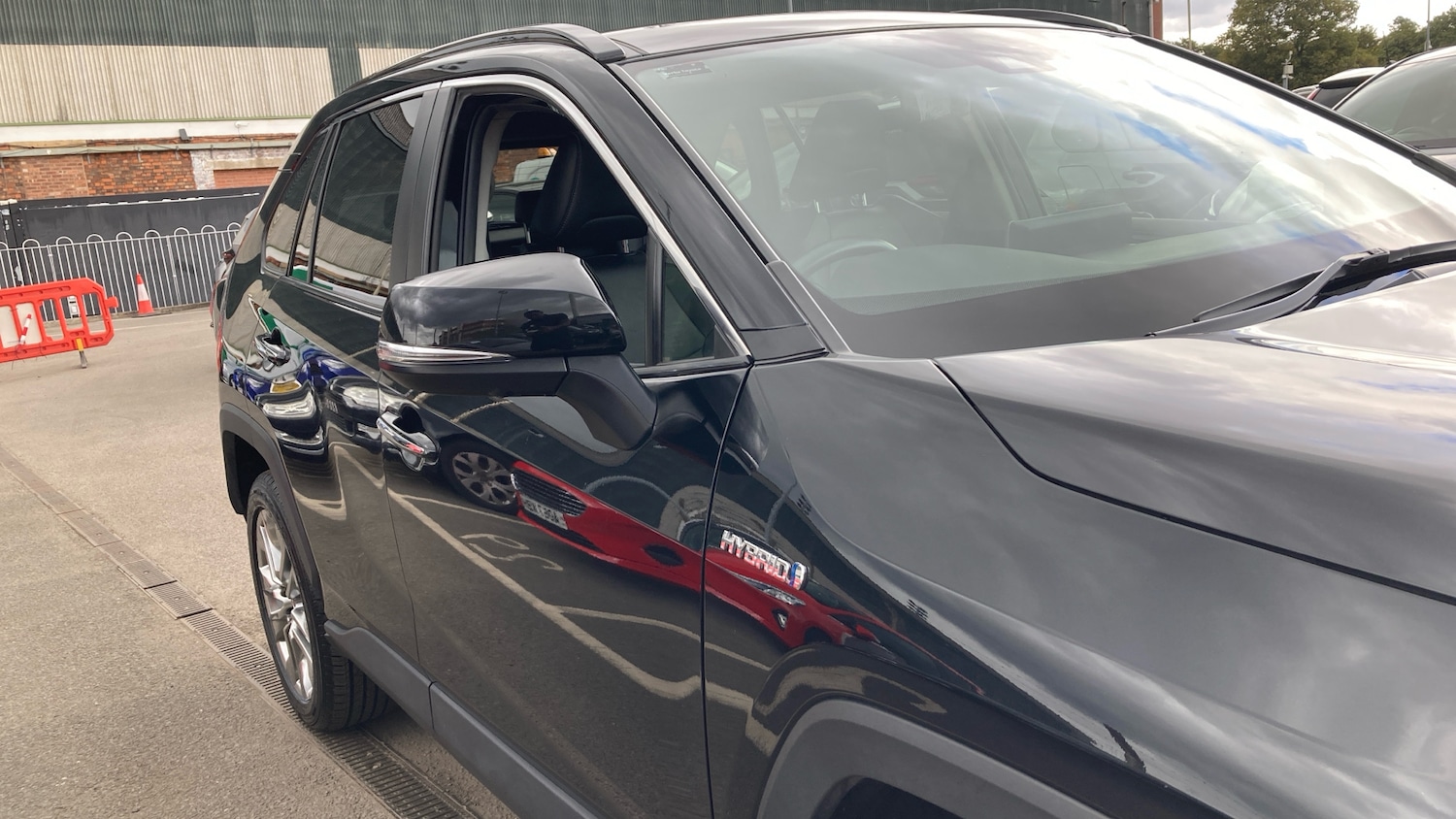 Used Toyota RAV4 2021 for sale - 76464340: Photo 36