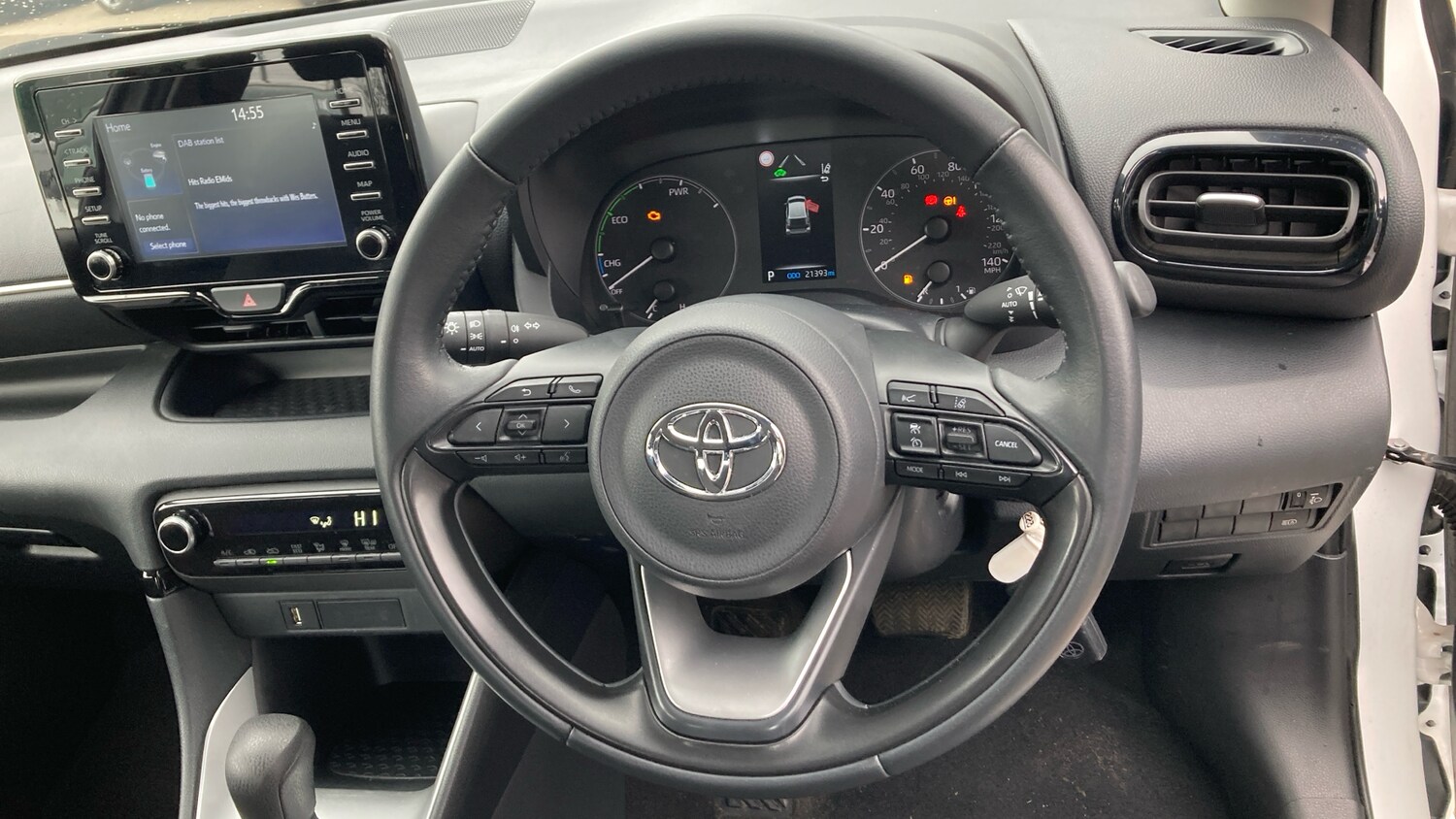 Used Toyota Yaris 2023 for sale - 77930524: Photo 8