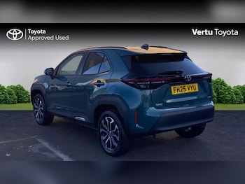 Used Toyota Yaris Cross 2025 for sale - 77062060: Photo