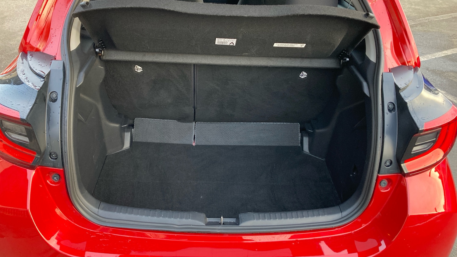 Used Toyota Yaris 2022 for sale - 77228092: Photo 14