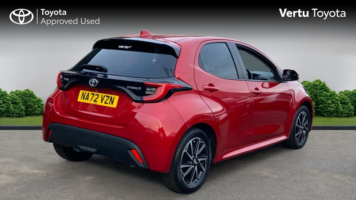 Used Toyota Yaris 2022 for sale - 77228092: Photo 2
