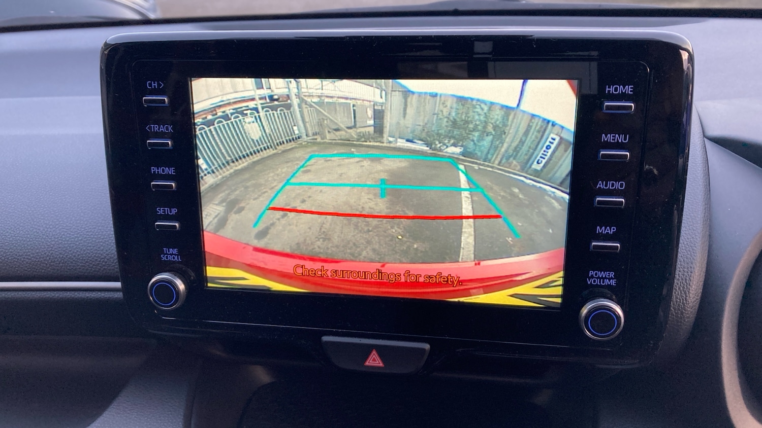 Used Toyota Yaris 2022 for sale - 77228092: Photo 28