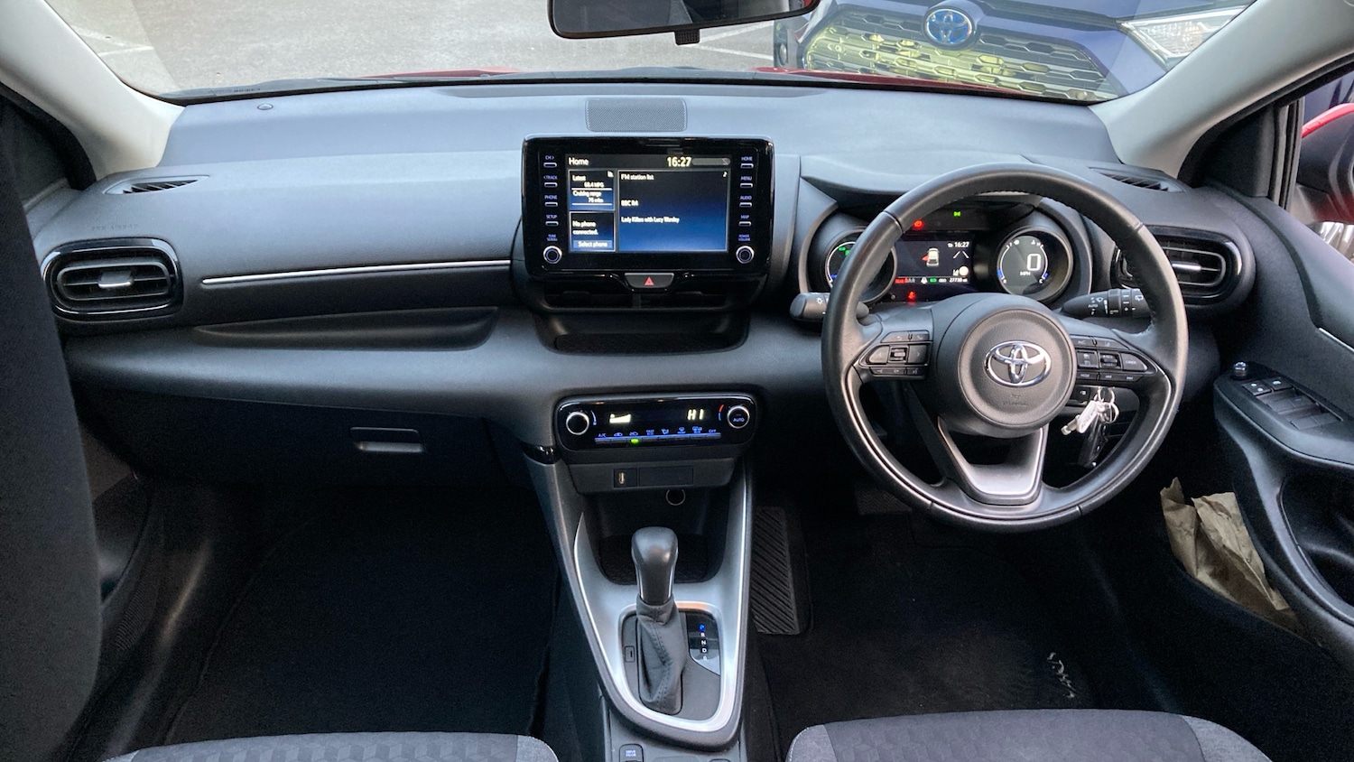 Used Toyota Yaris 2022 for sale - 77228092: Photo 5