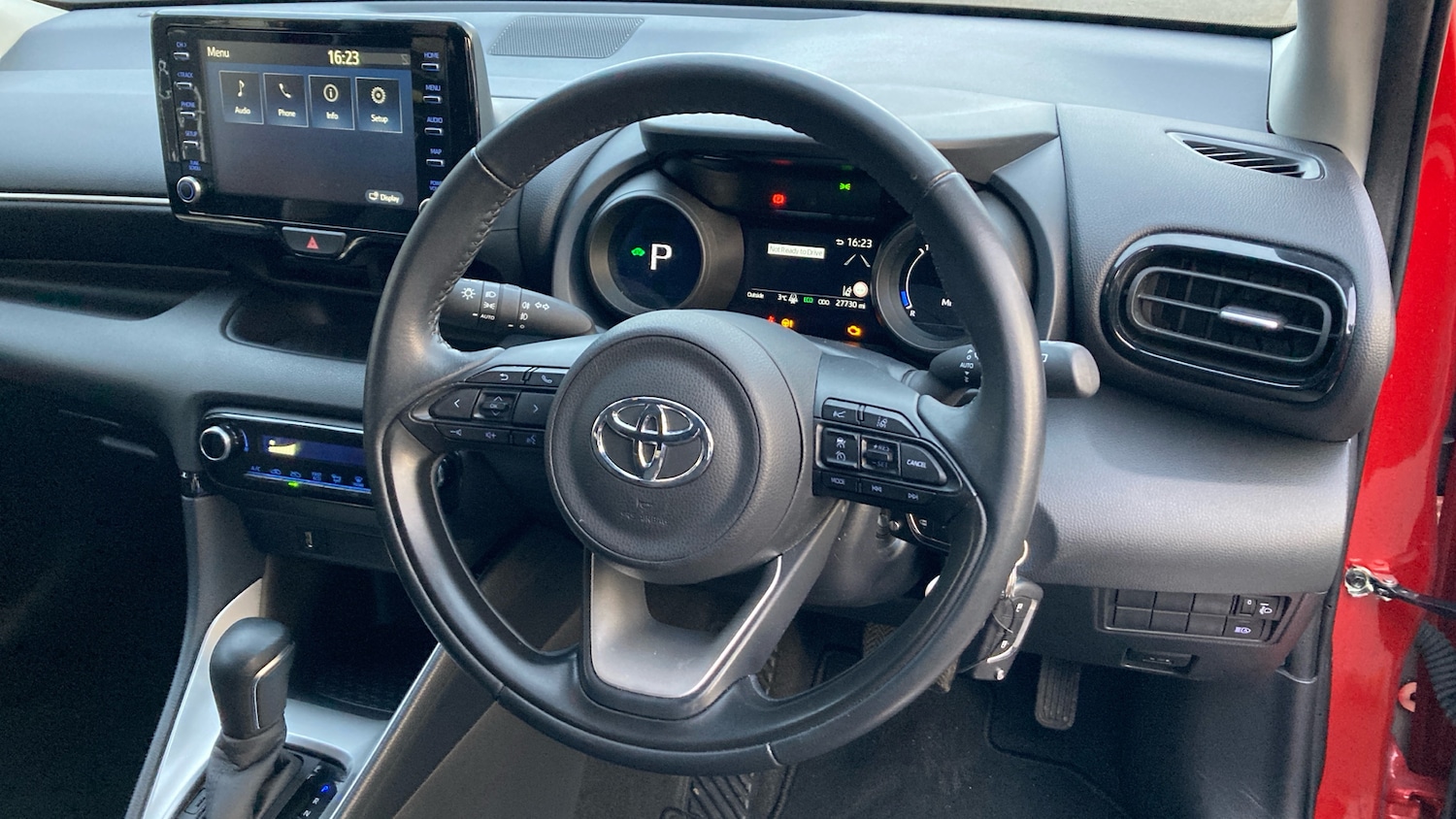 Used Toyota Yaris 2022 for sale - 77228092: Photo 6