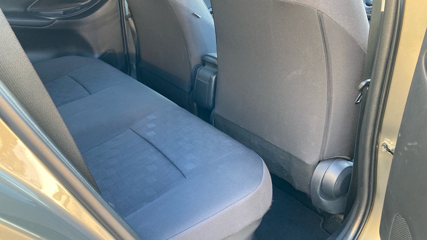 Used Toyota Yaris 2024 for sale - 77968510: Photo 12