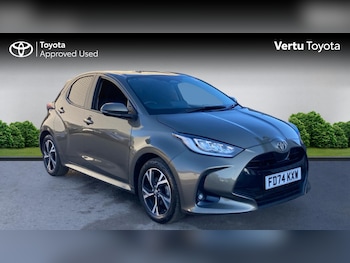 Used Toyota Yaris 2024 for sale - 77968510: Photo