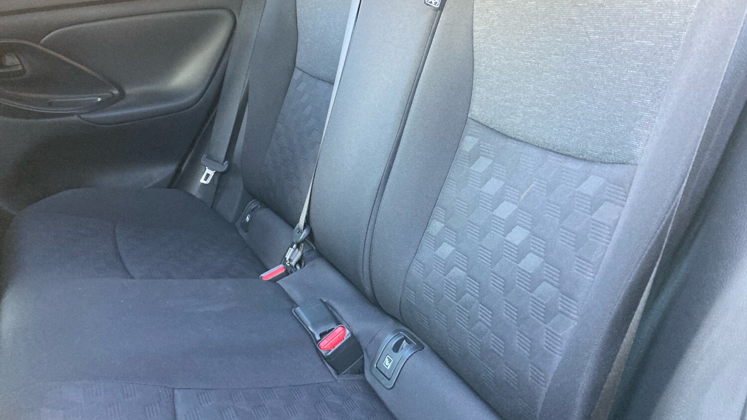 Used Toyota Yaris 2024 for sale - 77968510: Photo 21