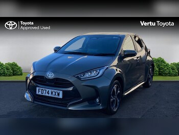 Used Toyota Yaris 2024 for sale - 77968510: Photo