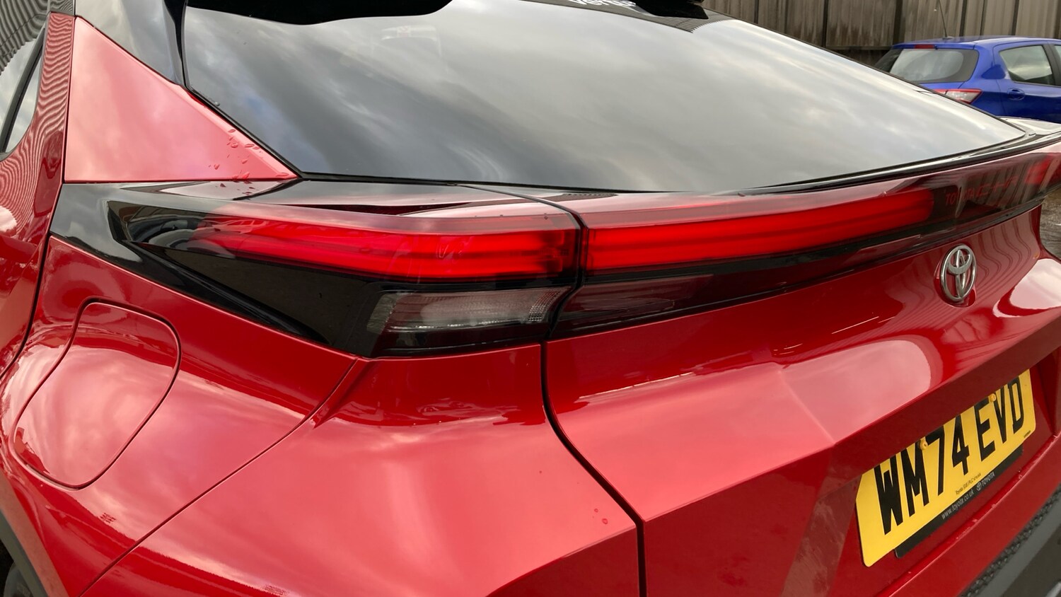 Used Toyota C-HR 2024 for sale - 77883814: Photo 23