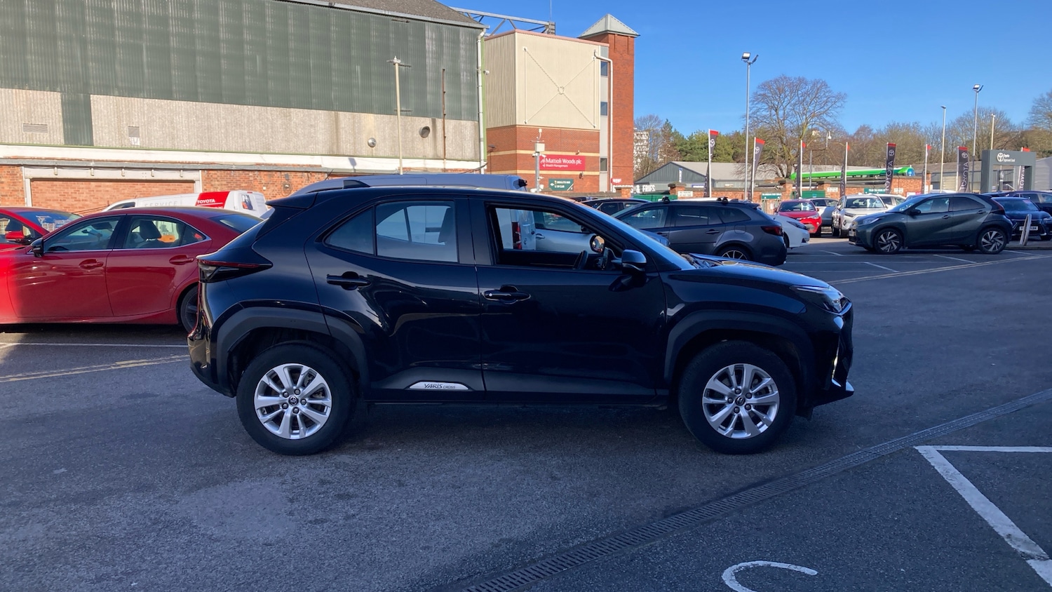 Used Toyota Yaris Cross 2024 for sale - 77679344: Photo 16