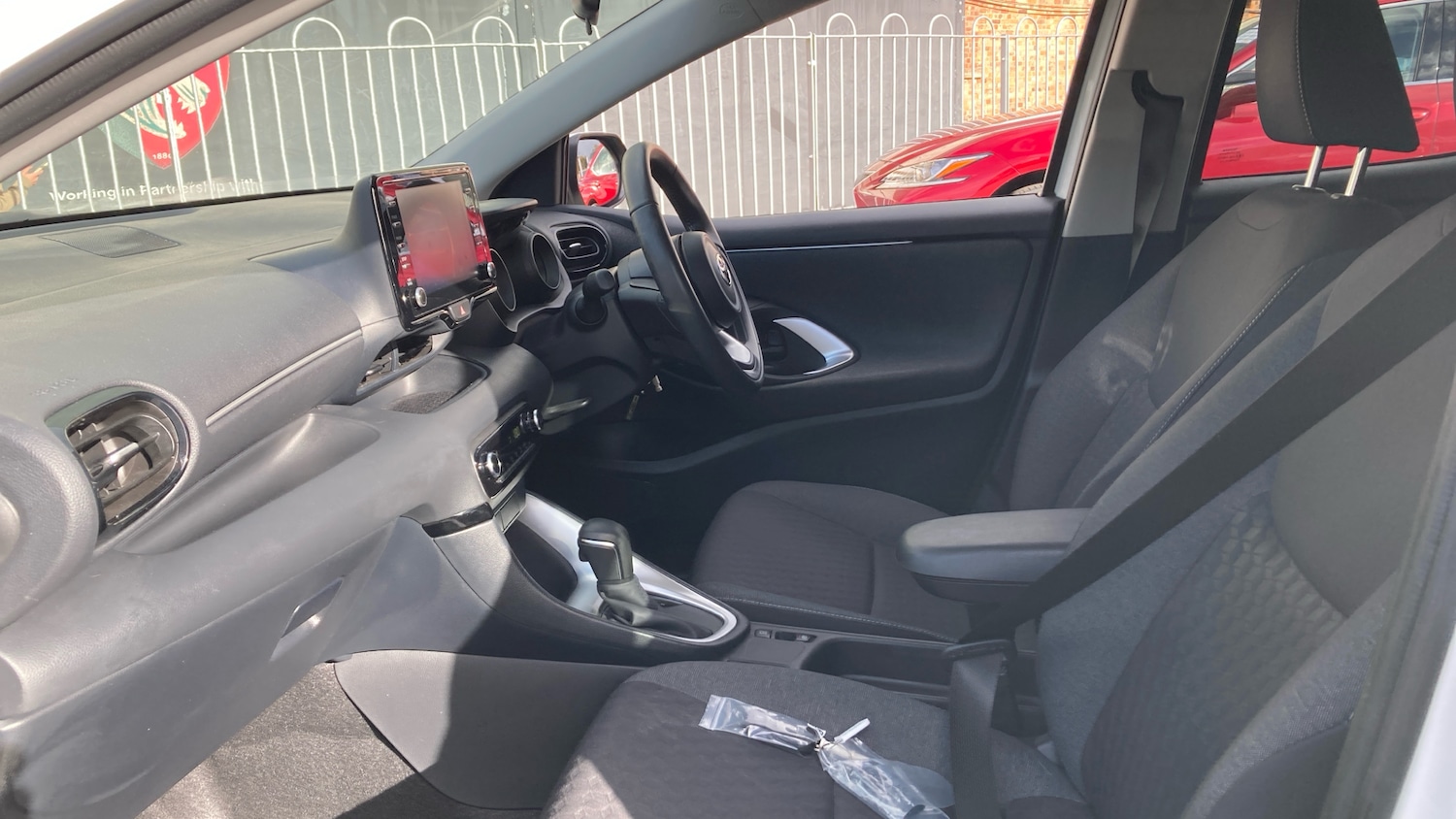 Used Toyota Yaris 2021 for sale - 76415697: Photo 10