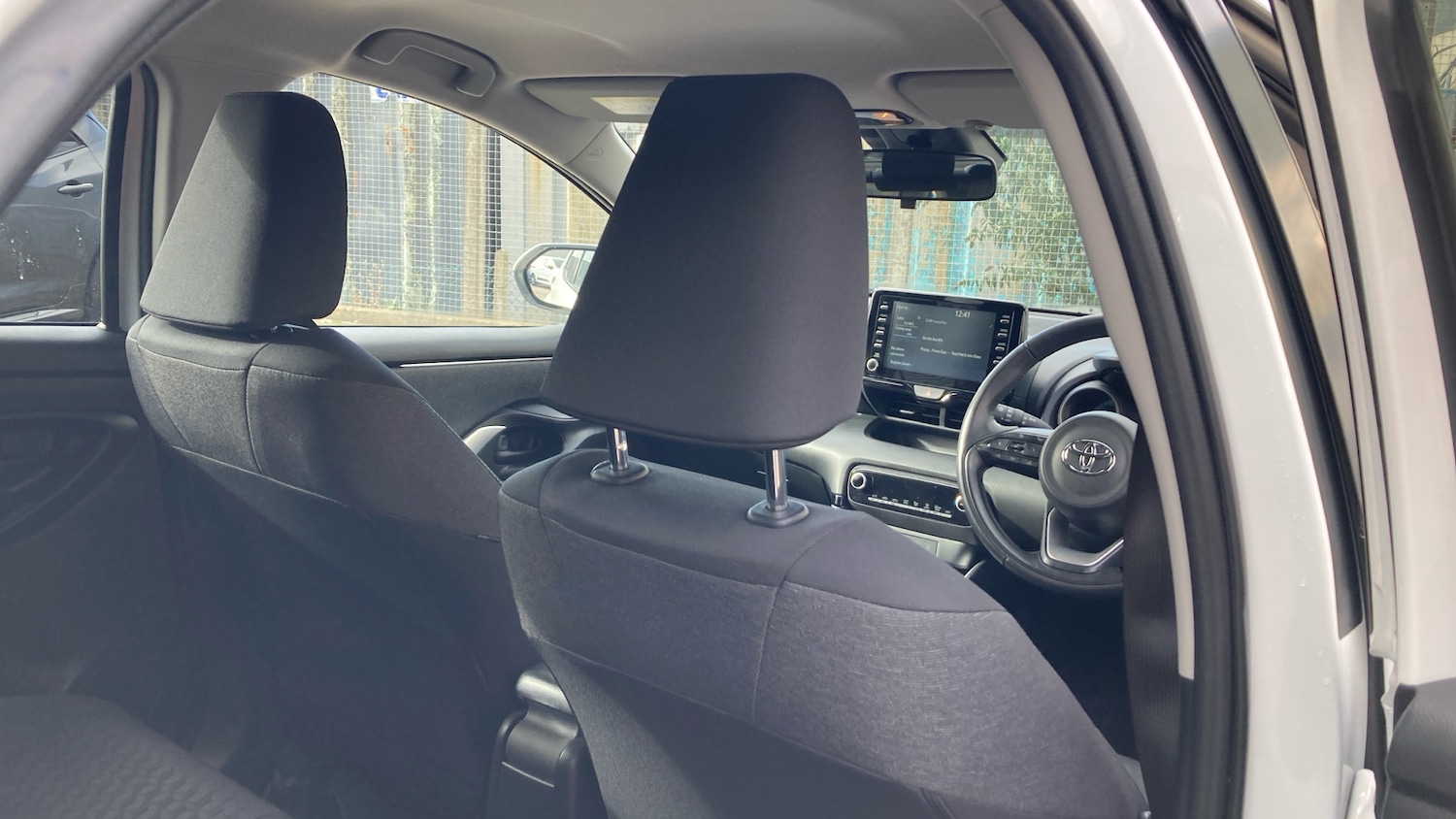 Used Toyota Yaris 2021 for sale - 76415697: Photo 20