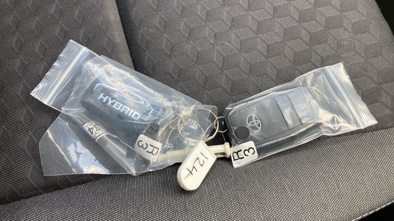 Used Toyota Yaris 2021 for sale - 76415697: Photo 41