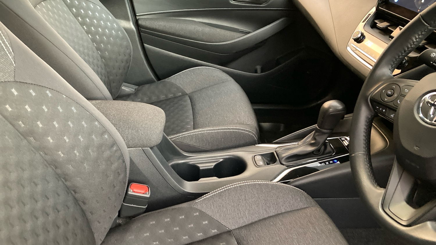 Used Toyota Corolla 2024 for sale - 76583151: Photo 29