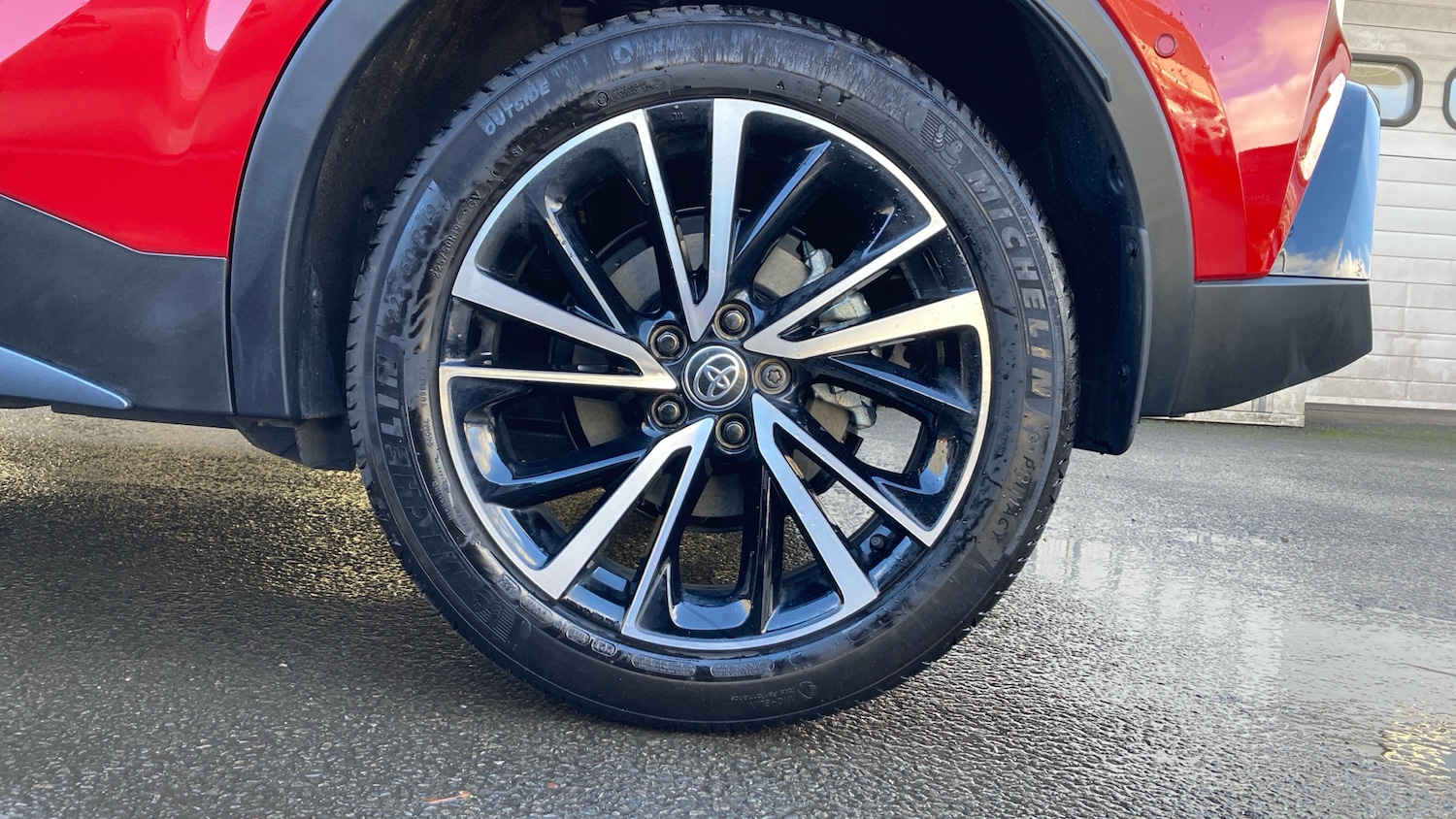 Used Toyota C-HR 2025 for sale - 77247790: Photo 18