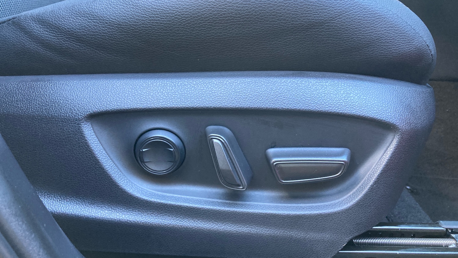 Used Toyota C-HR 2025 for sale - 77247790: Photo 43