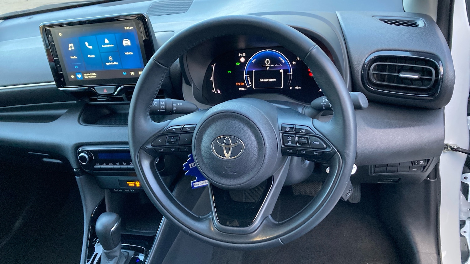 Used Toyota Yaris 2024 for sale - 76649537: Photo 6