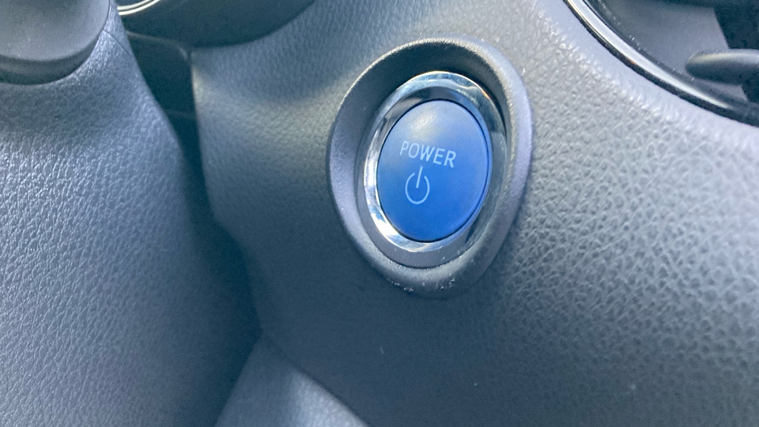 Used Toyota C-HR 2023 for sale - 77418213: Photo 35