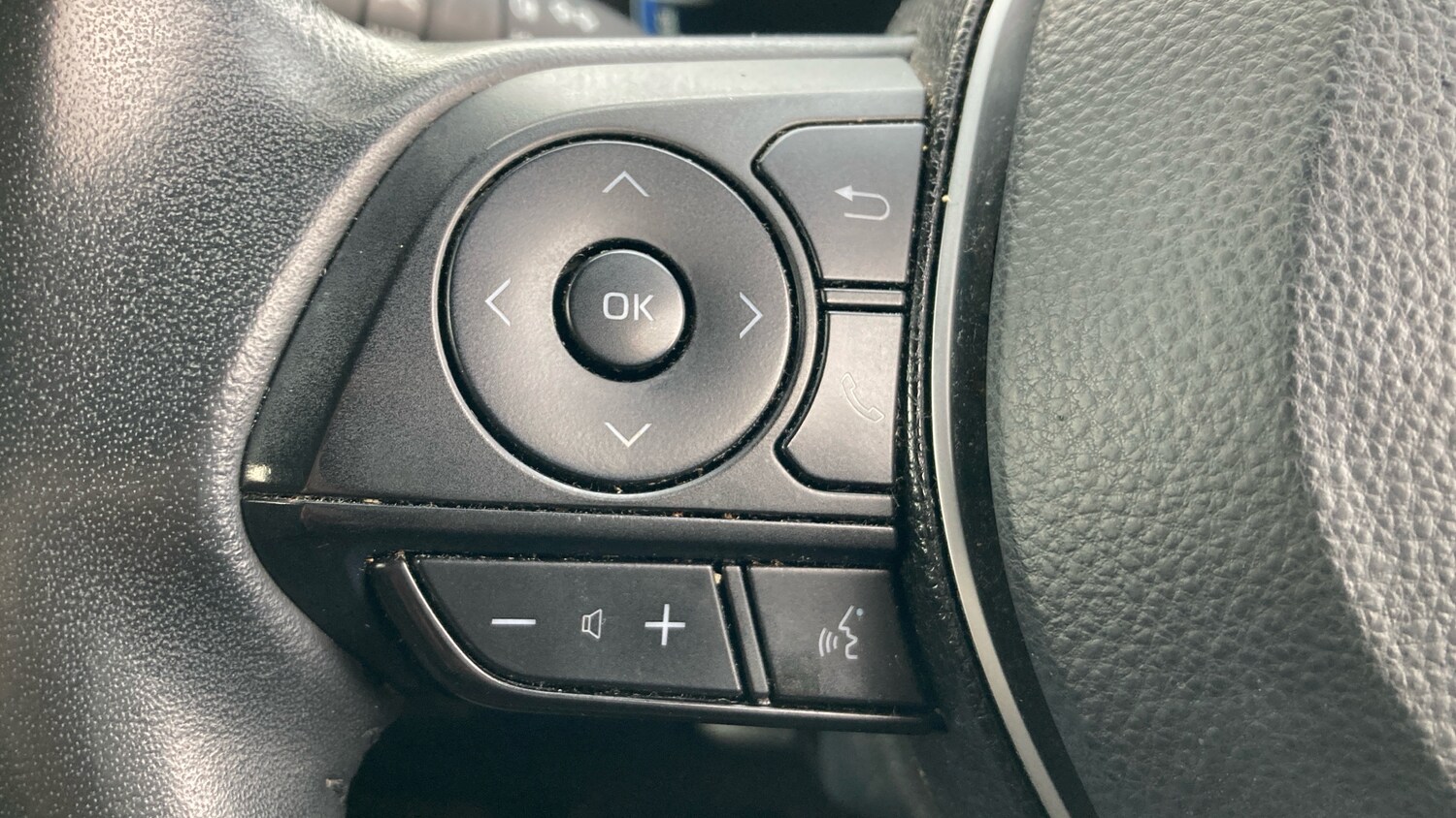 Used Toyota Corolla 2023 for sale - 76862274: Photo 35