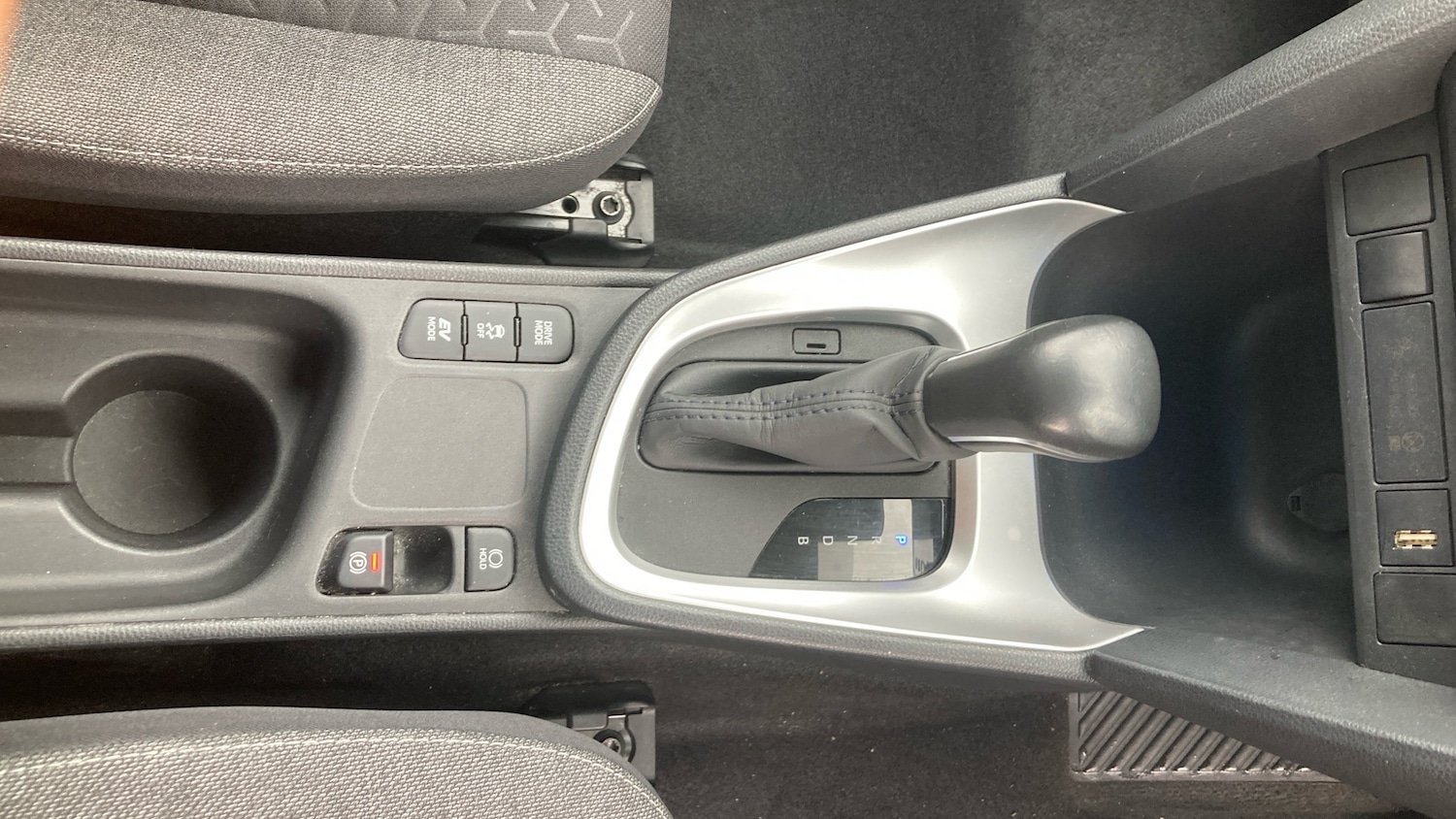 Used Toyota Yaris Cross 2022 for sale - 76384920: Photo 35