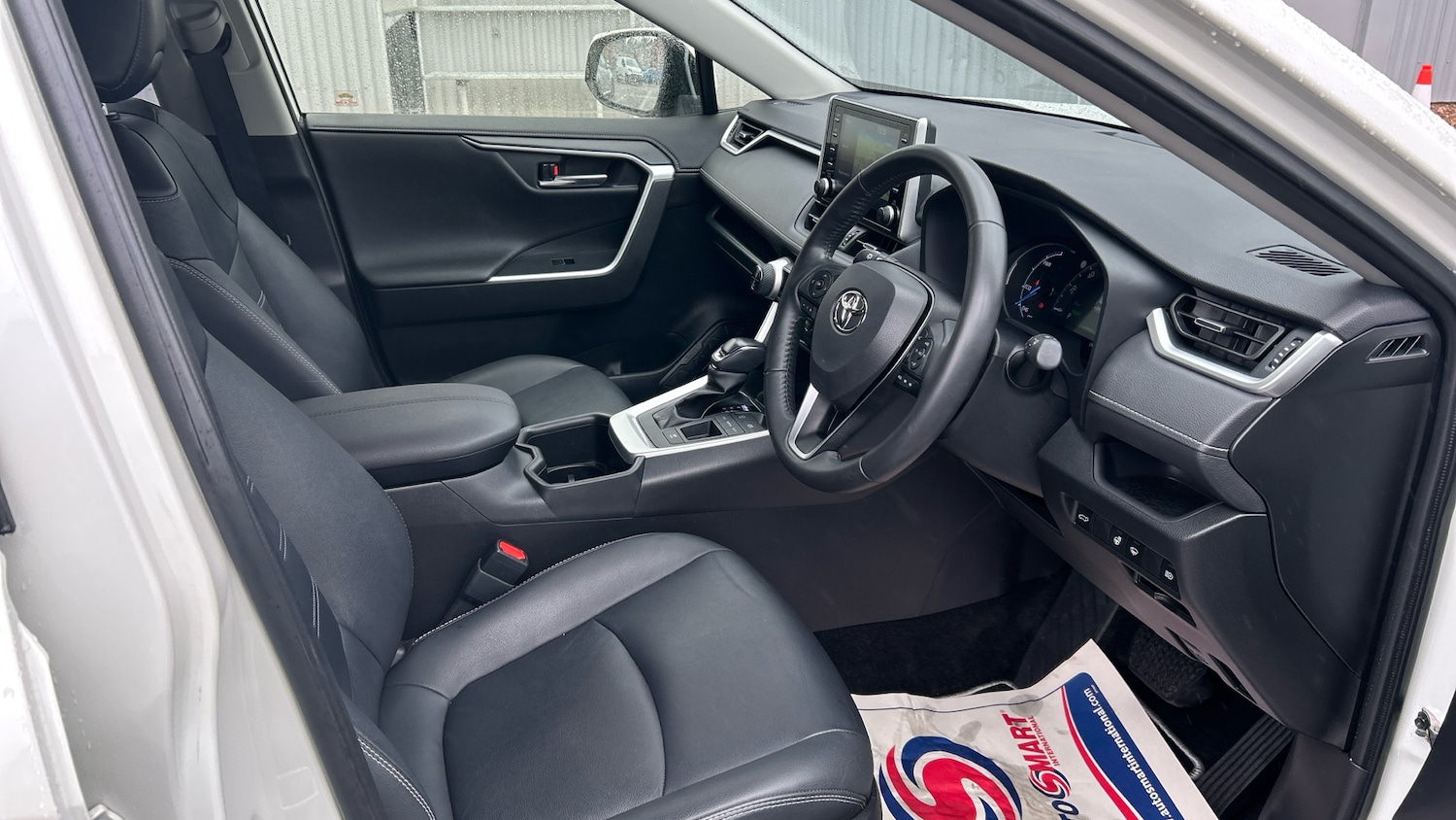 Used Toyota RAV4 2022 for sale - 76960668: Photo 11