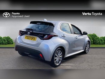 Used Toyota Yaris 2023 for sale - 78329341: Photo