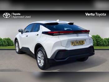 Used Toyota C-HR 2024 for sale - 78255314: Photo