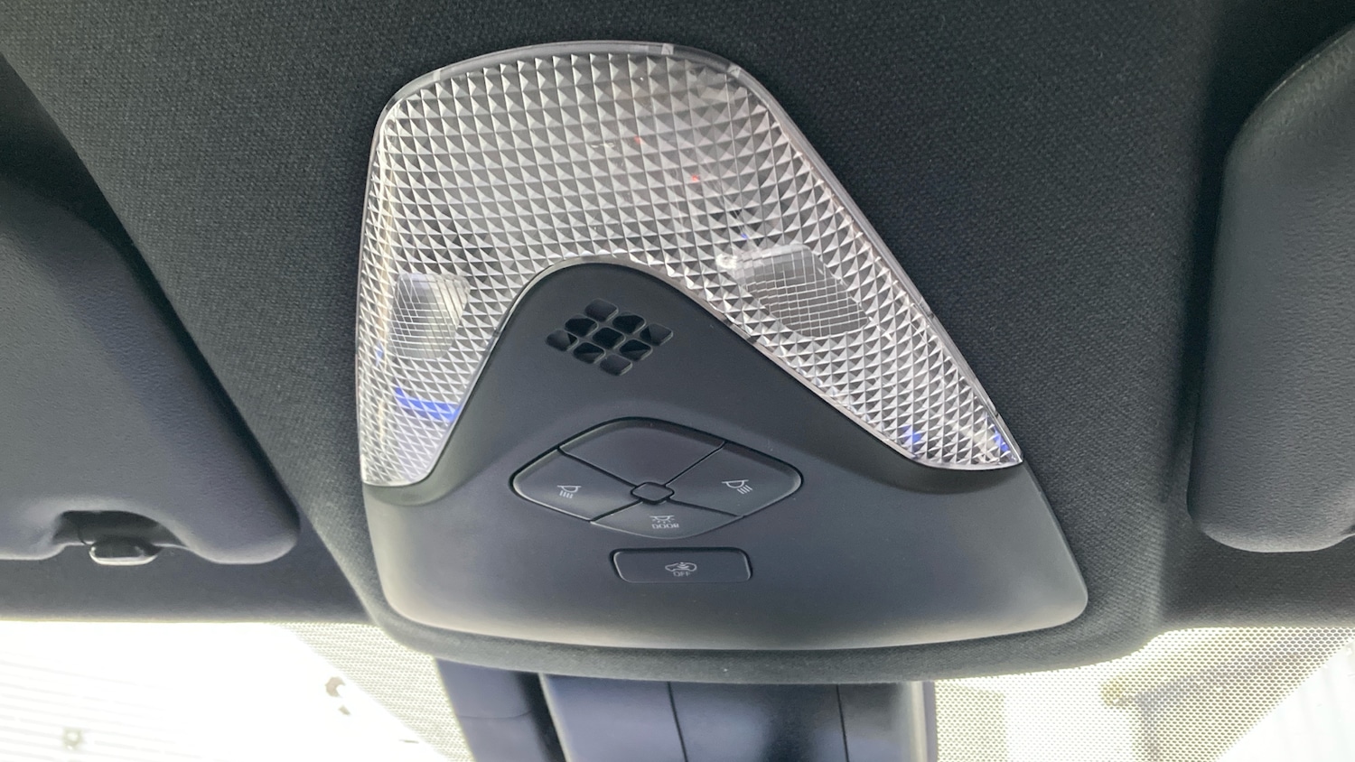 Used Toyota C-HR 2020 for sale - 77005852: Photo 30