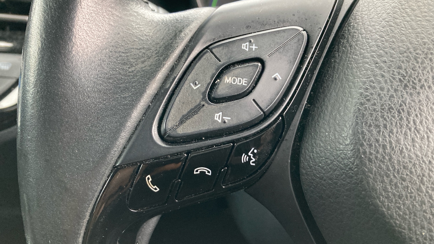 Used Toyota C-HR 2020 for sale - 77005852: Photo 31