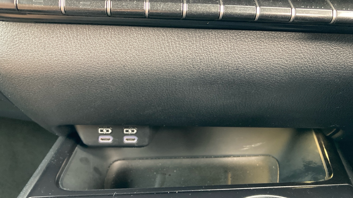 Used Lexus UX 2023 for sale - 76986705: Photo 41