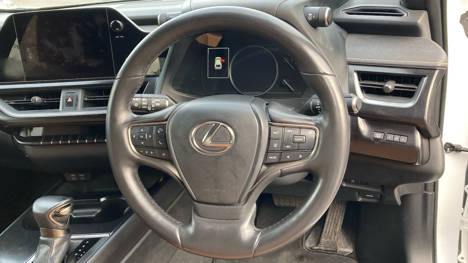 Used Lexus UX 2023 for sale - 76986705: Photo 8
