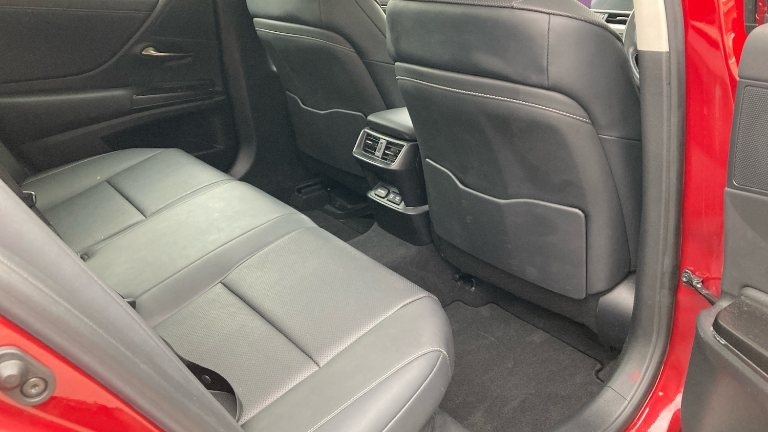Used Lexus ES 2021 for sale - 76290477: Photo 12