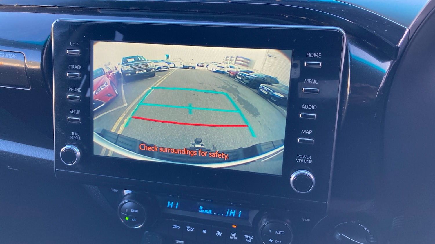 Used Toyota Hilux 2022 for sale - 76829542: Photo 28