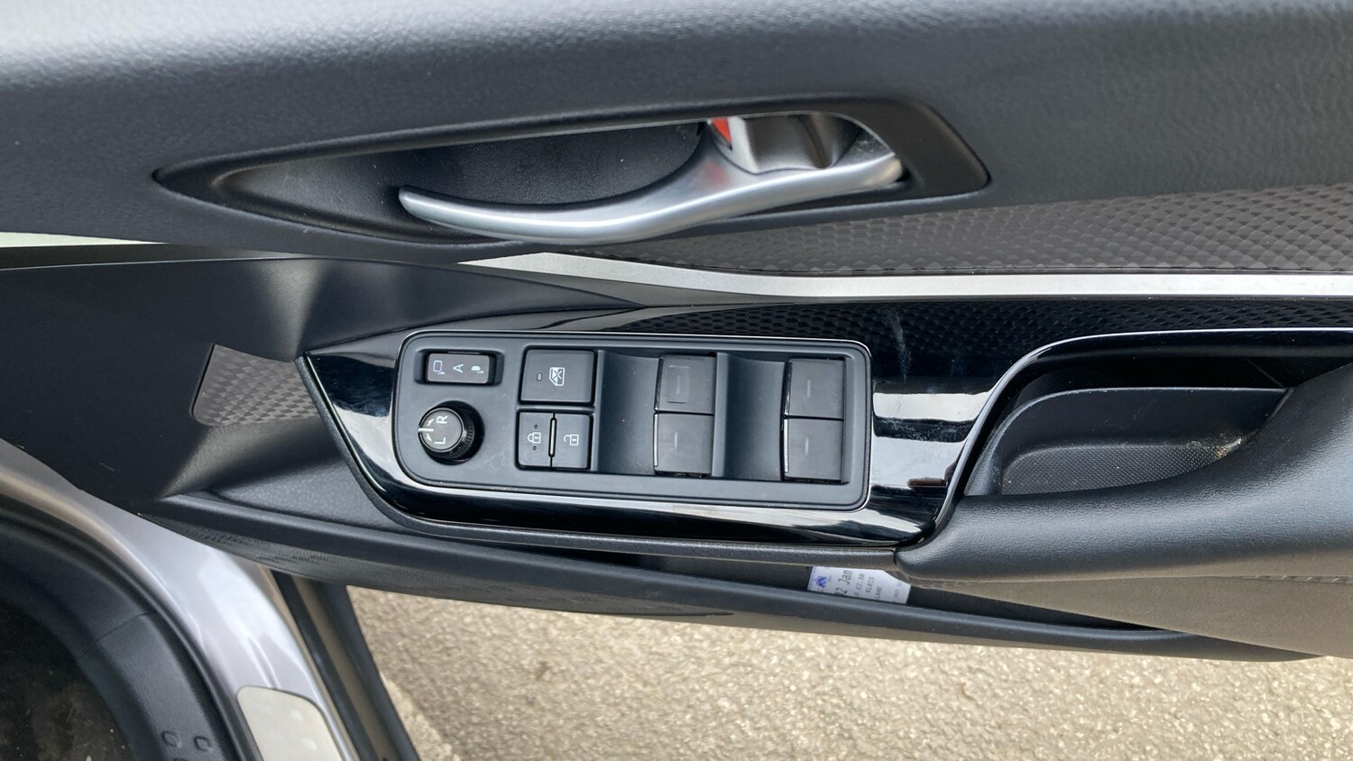 Used Toyota C-HR 2021 for sale - 77903778: Photo 32