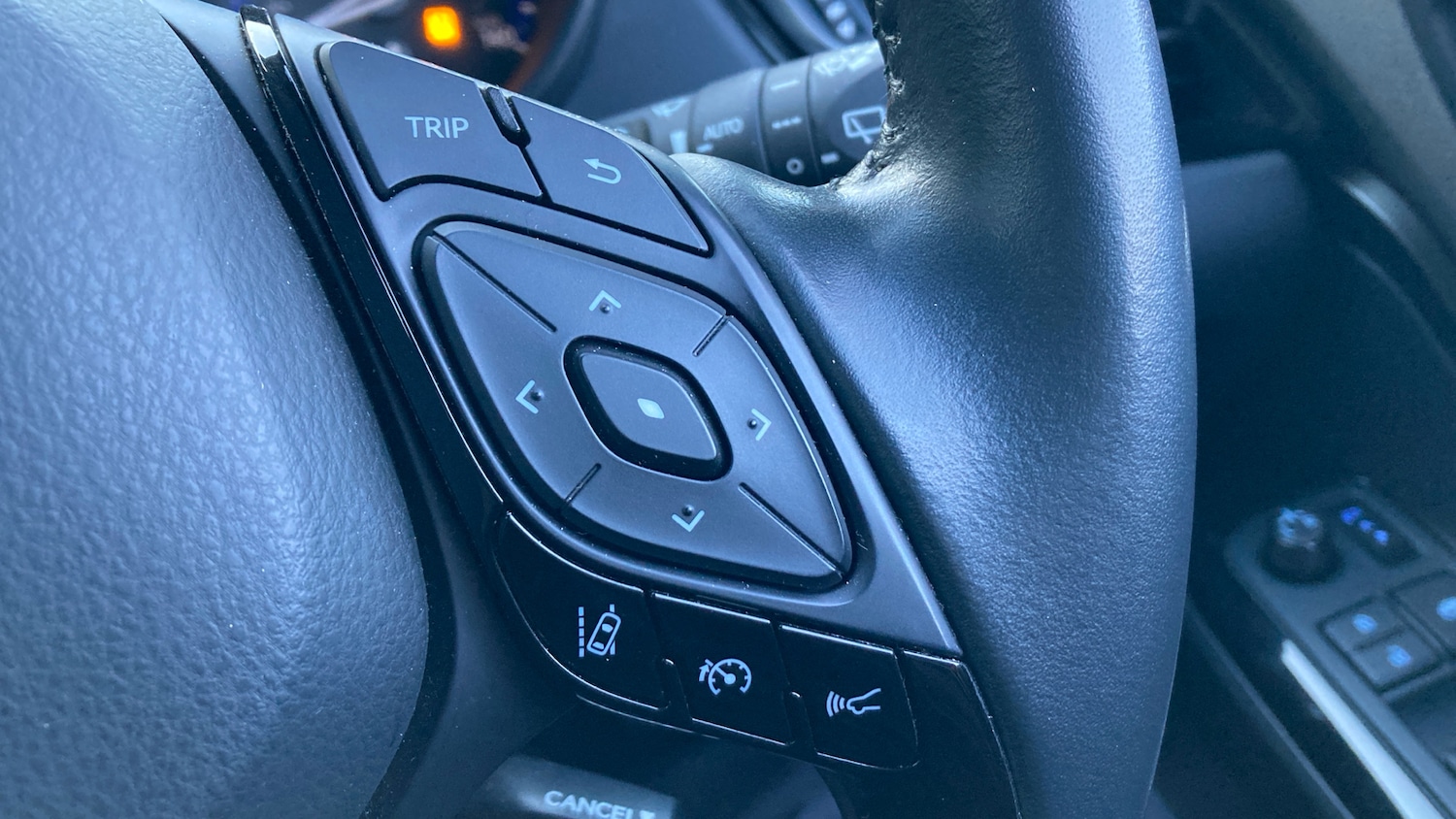 Used Toyota C-HR 2022 for sale - 77005811: Photo 25