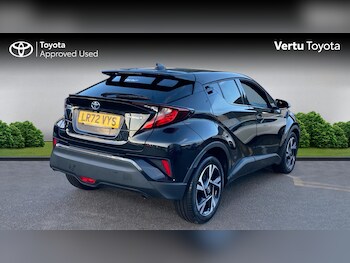 Used Toyota C-HR 2022 for sale - 77005811: Photo