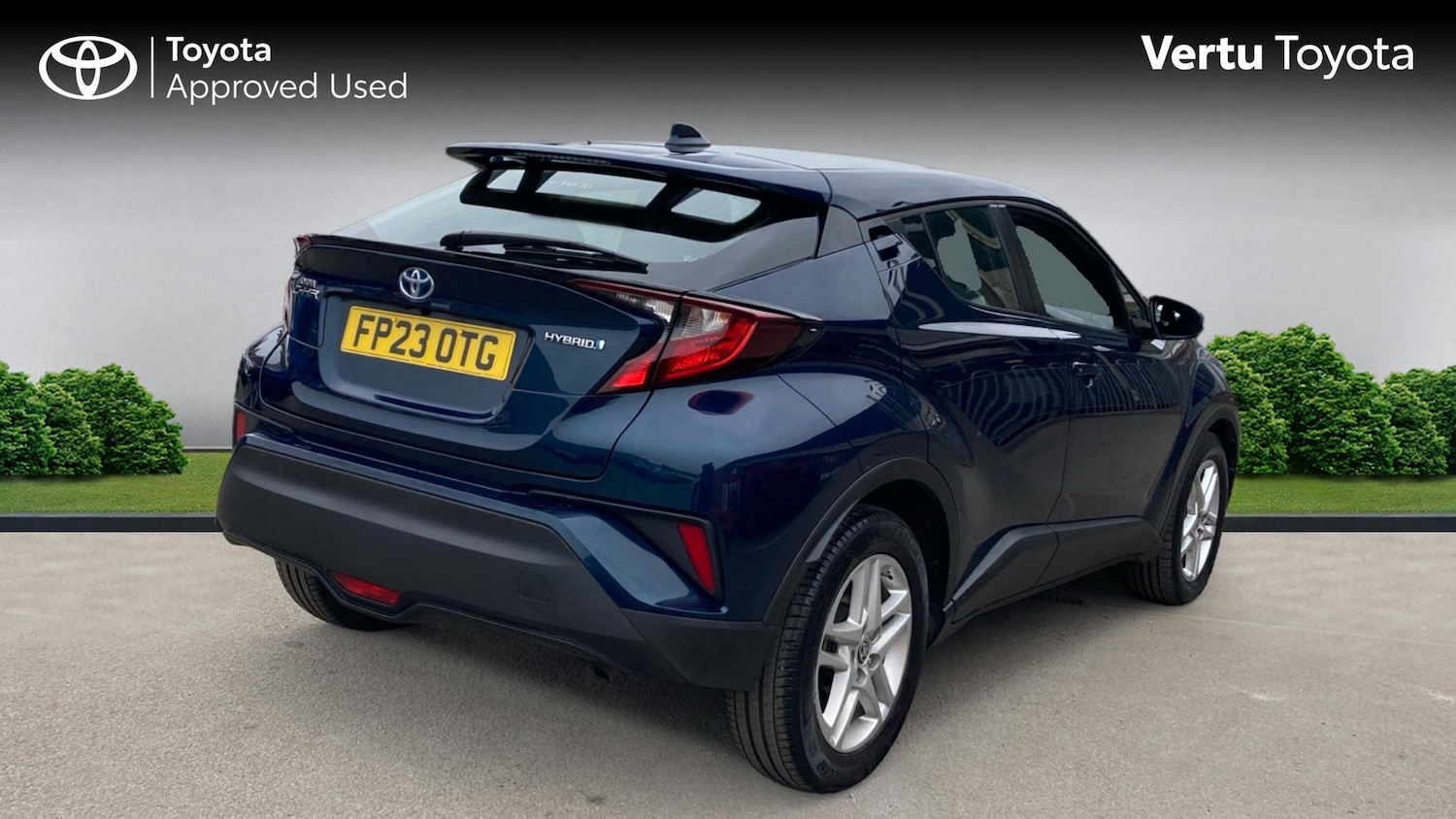 Used Toyota C-HR 2023 for sale - 76290481: Photo 2