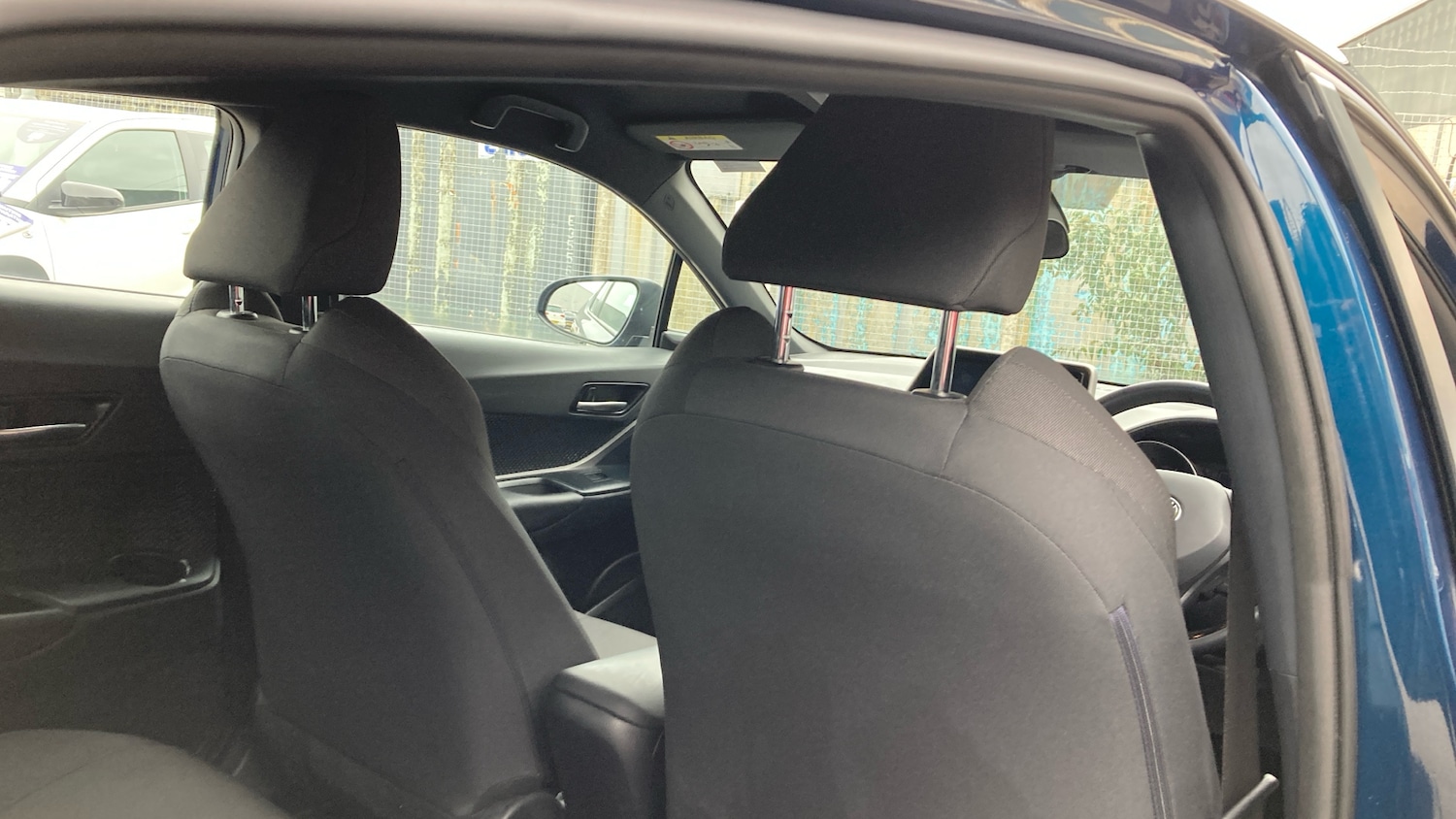 Used Toyota C-HR 2023 for sale - 76290481: Photo 20