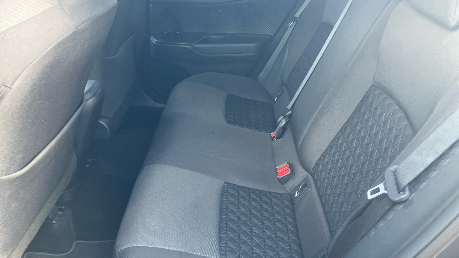 Used Toyota C-HR 2021 for sale - 76476365: Photo 13