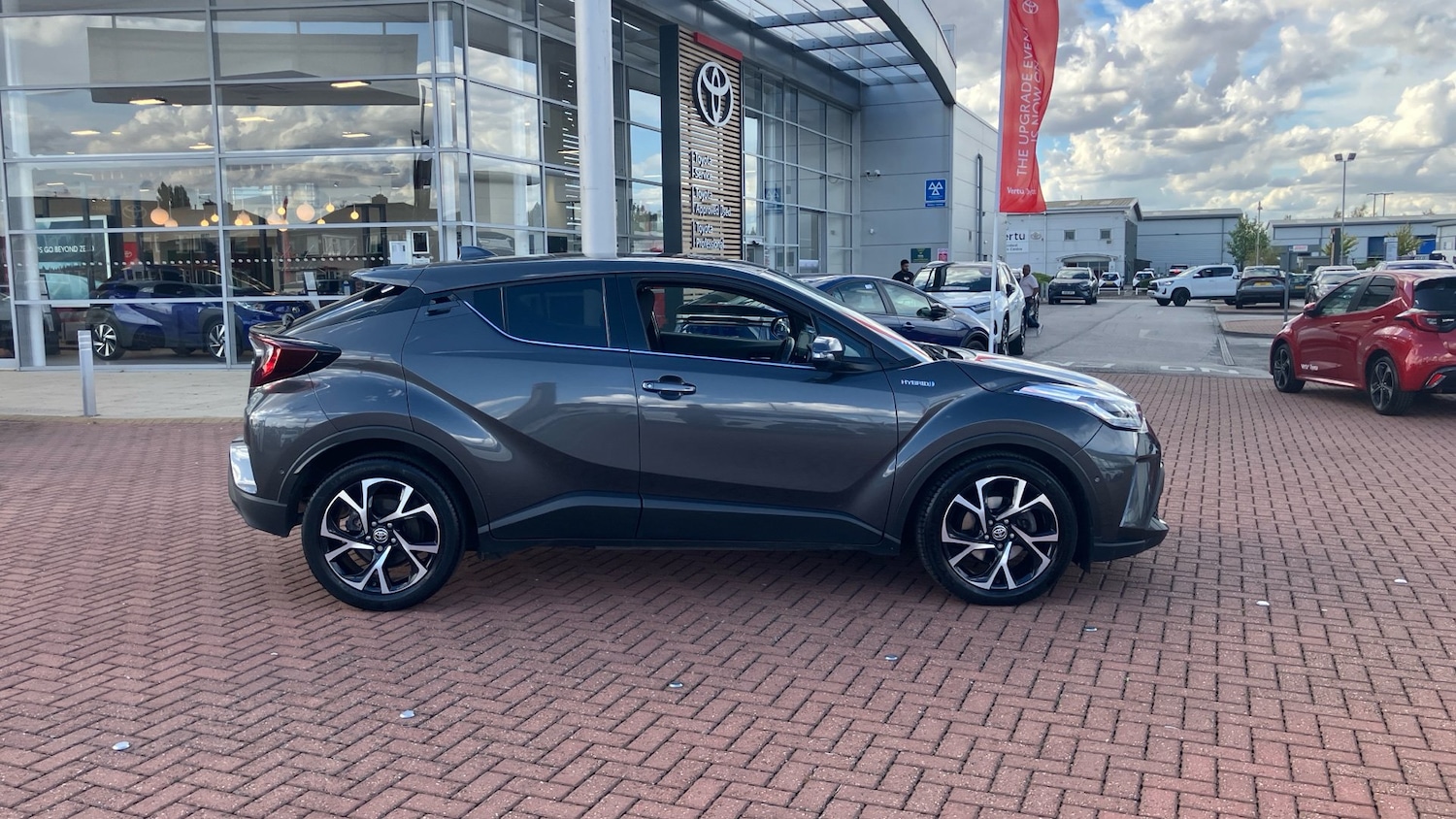 Used Toyota C-HR 2021 for sale - 76476365: Photo 16