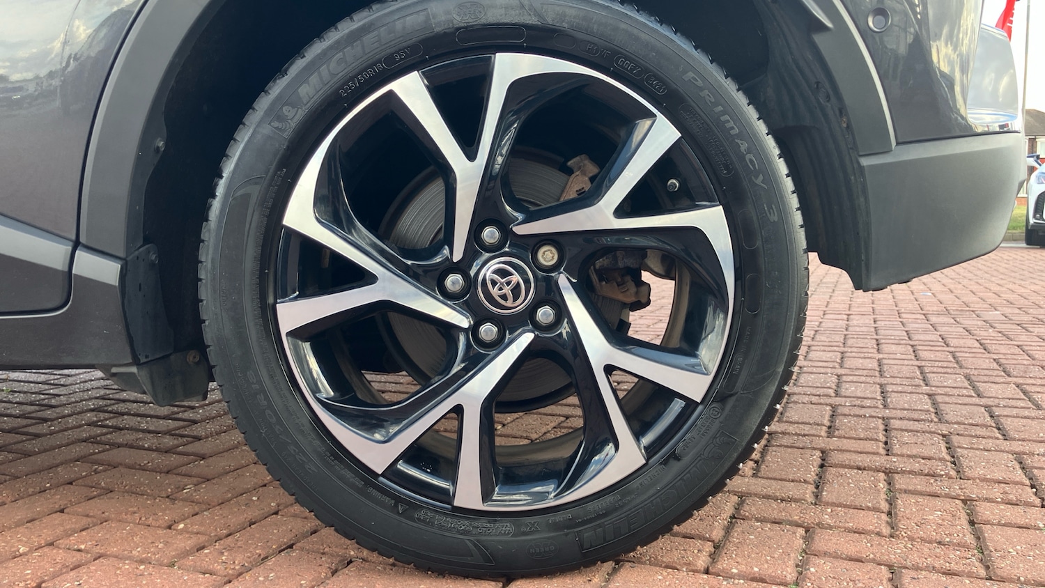 Used Toyota C-HR 2021 for sale - 76476365: Photo 18