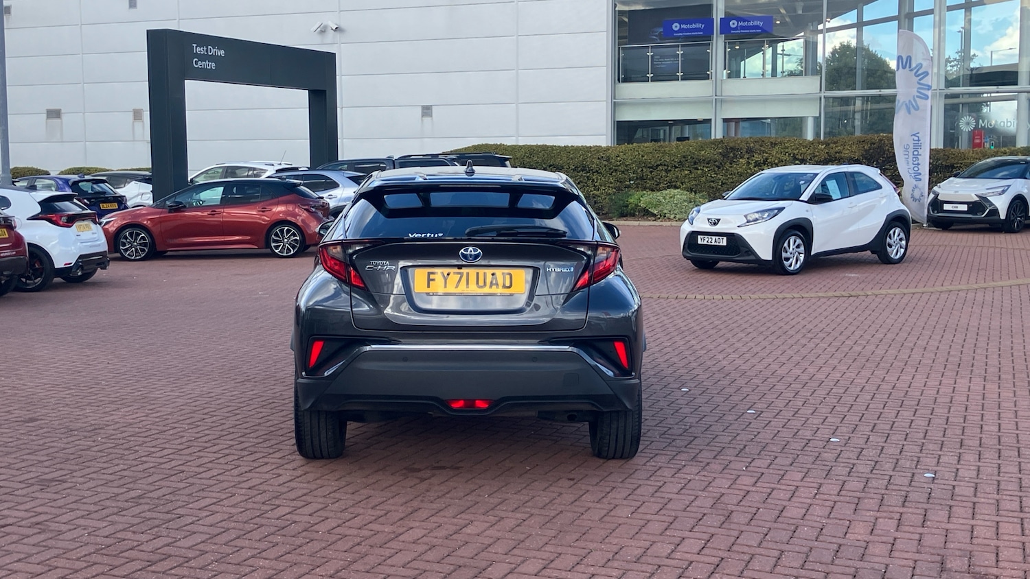 Used Toyota C-HR 2021 for sale - 76476365: Photo 19